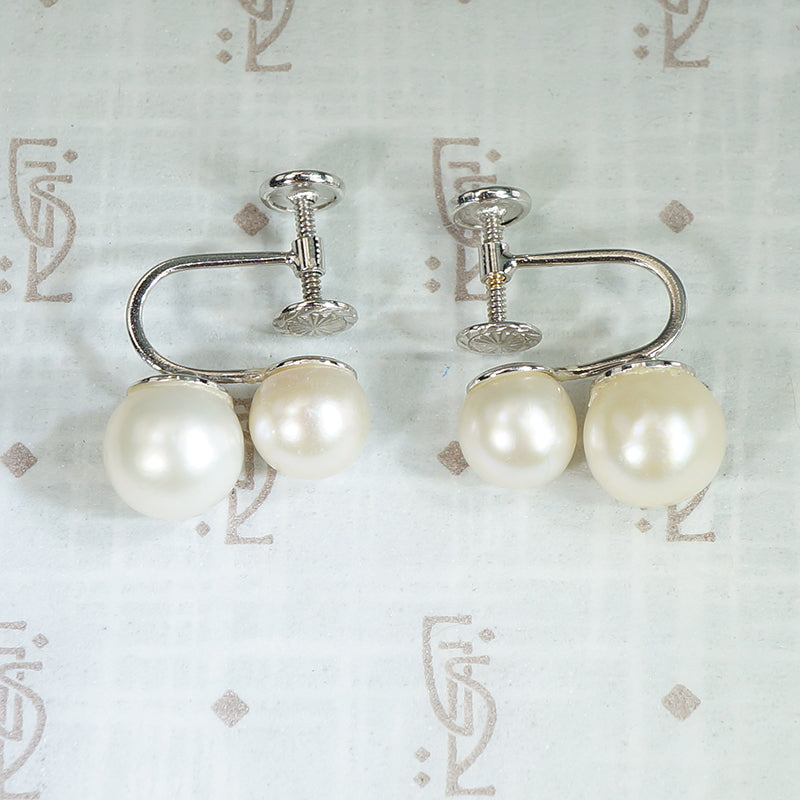 Elegant Vintage Pearl Earrings in White Gold