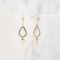 American River Pearl on Handmade Gold Detail Earrings by brunet