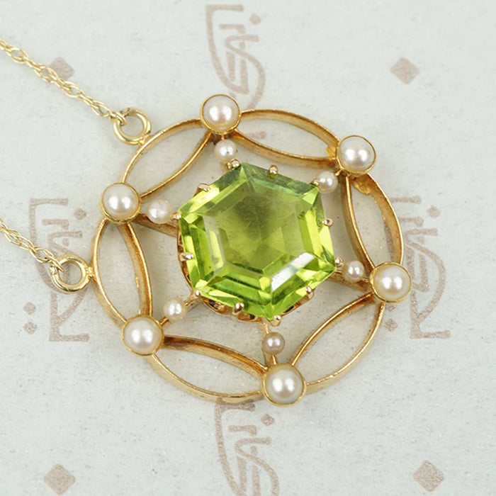 Lacy Edwardian Peridot and Pearl Necklace