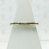 Engraved Vintage White Gold Wedding Band