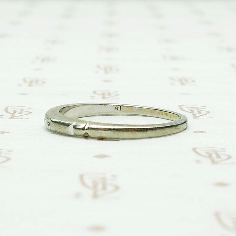 Engraved Vintage White Gold Wedding Band