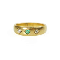 Gypsy Set 18k Yellow Gold Band with Rose Cut Diamonds and Emerald