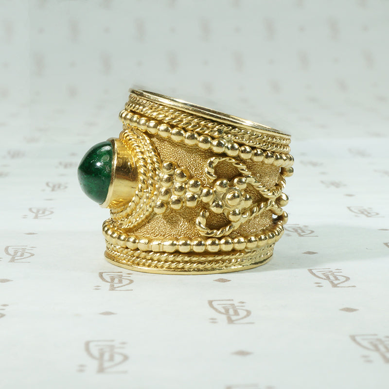 Cabochon Emerald 18k Gold Cigar Band