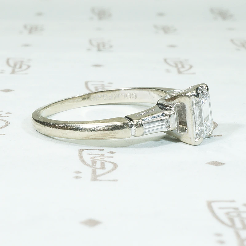 Elegant Emerald Cut Diamond Vintage Engagement Ring