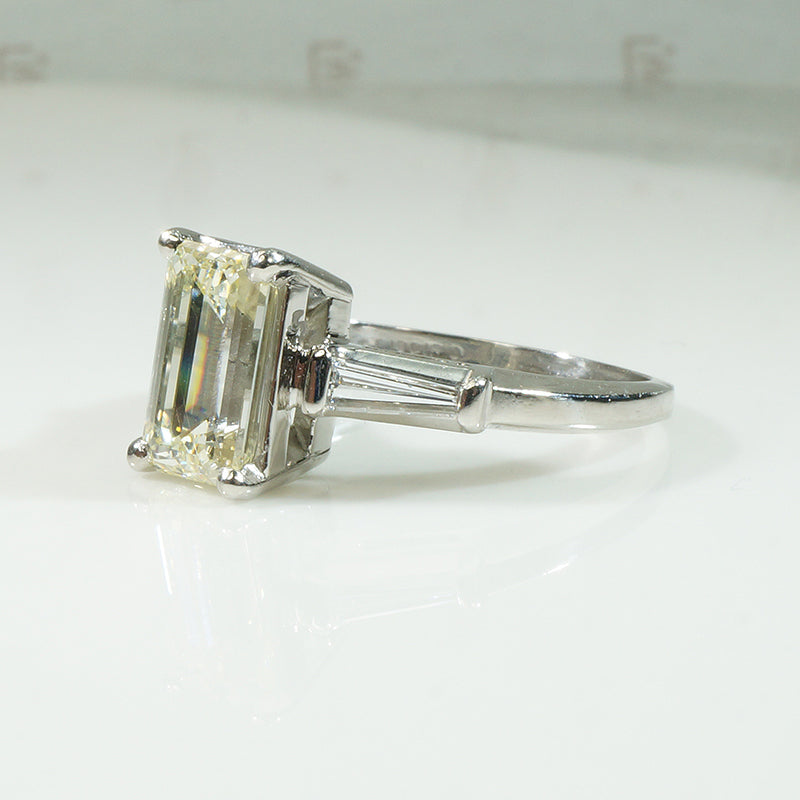1940's Emerald Cut Diamond Engagement Ring