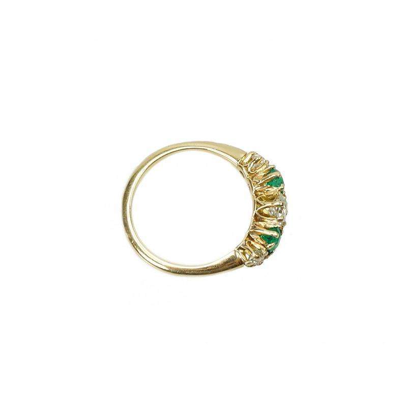 Antique Diamond and Emerald Gold Ring