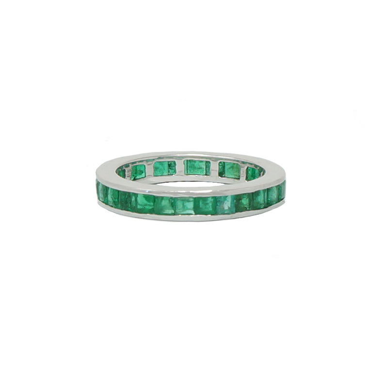 emerald plainum eternity band