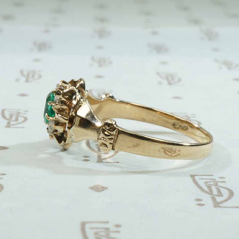 Mellow Old Gold Emerald and Rose Cut Diamond Ring