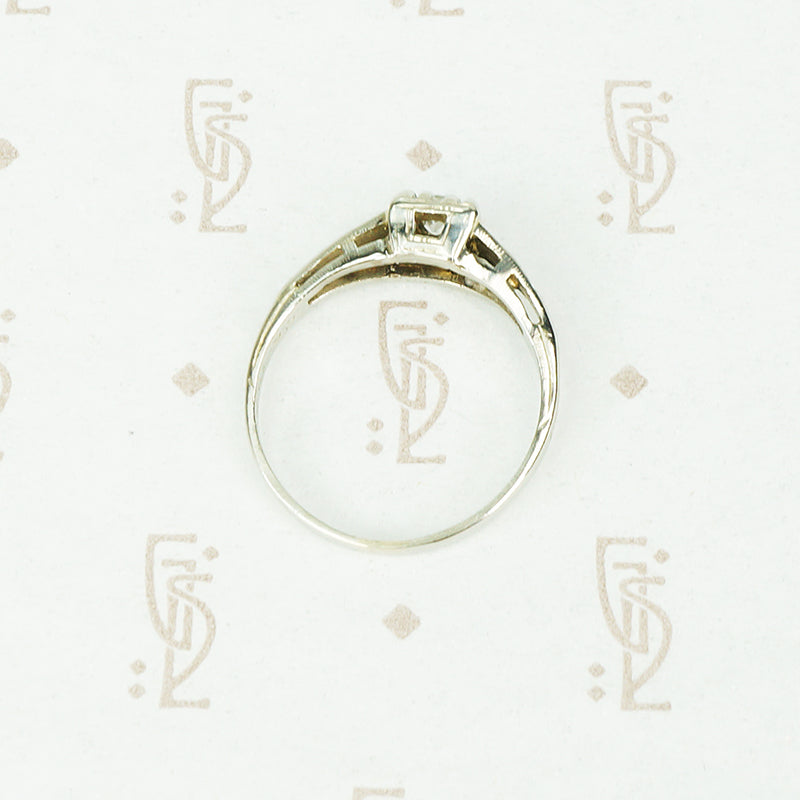 Practical and Pretty Vintage 1930's Engagement Ring