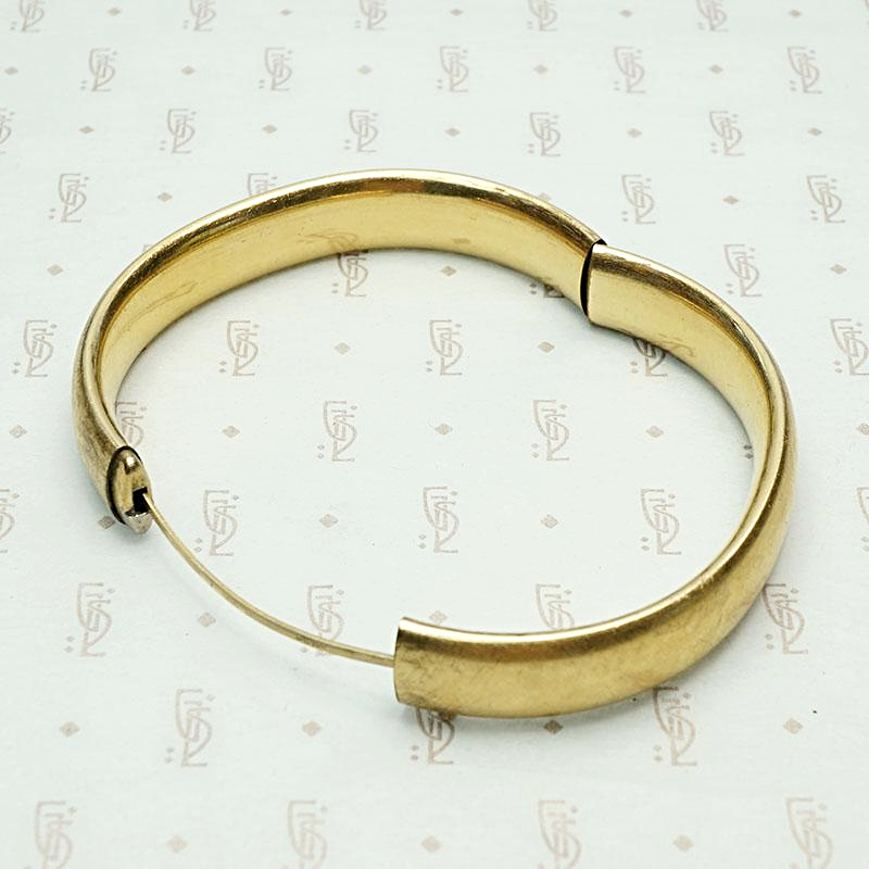 Vintage Engraved Gold Filled Bangle, open view.