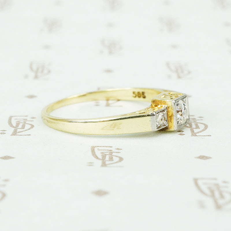 Delightful Engraved Gold and Platinum OMC Diamond Ring
