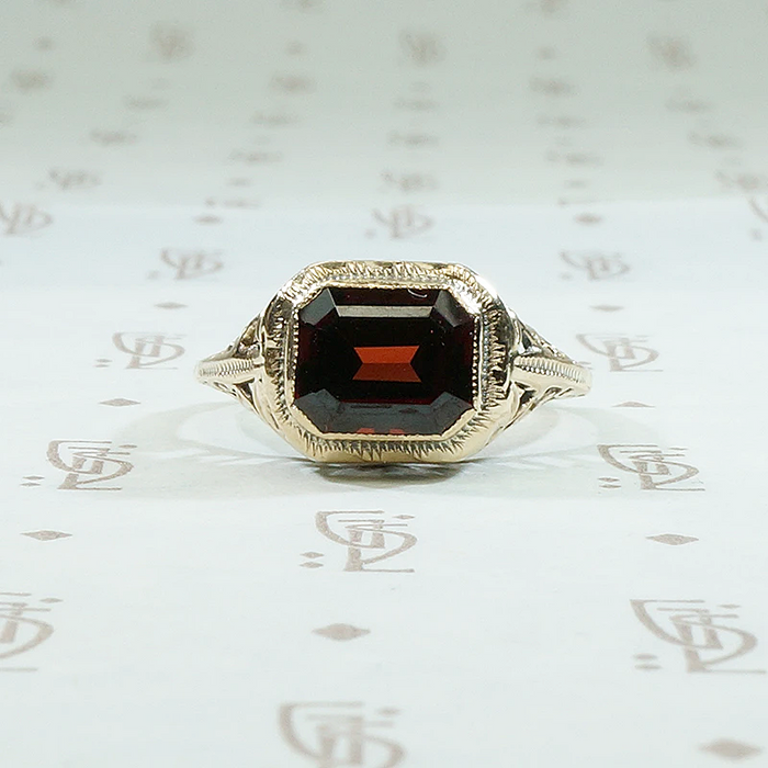 Emerald Cut Garnet in Art Deco Gold Ring