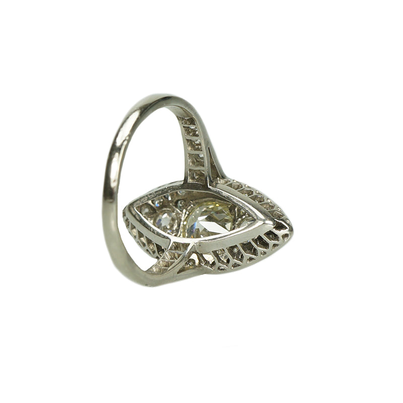 Edwardian Platinum and Old Mine Diamonds Ring