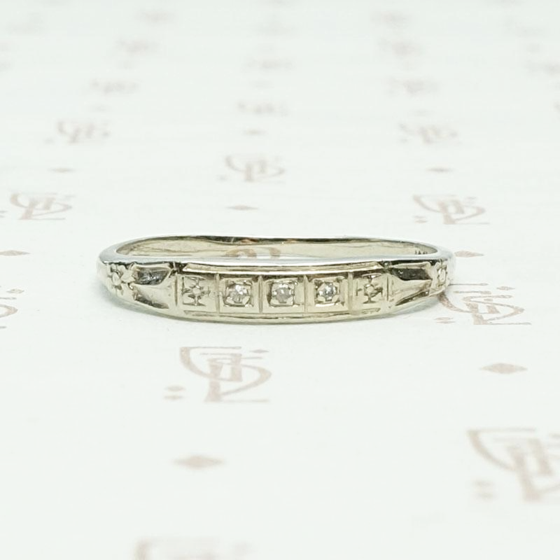 Forget Me Not Deco Diamond Wedding Band