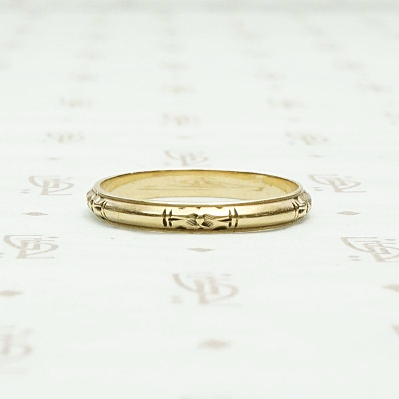 Art Deco Gold Forget Me Not Wedding Band