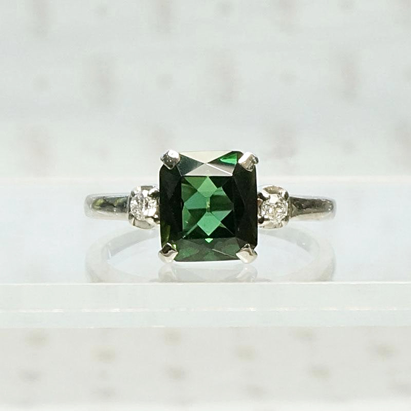 Bailey Banks & Biddle Incredible Green Tourmaline Ring