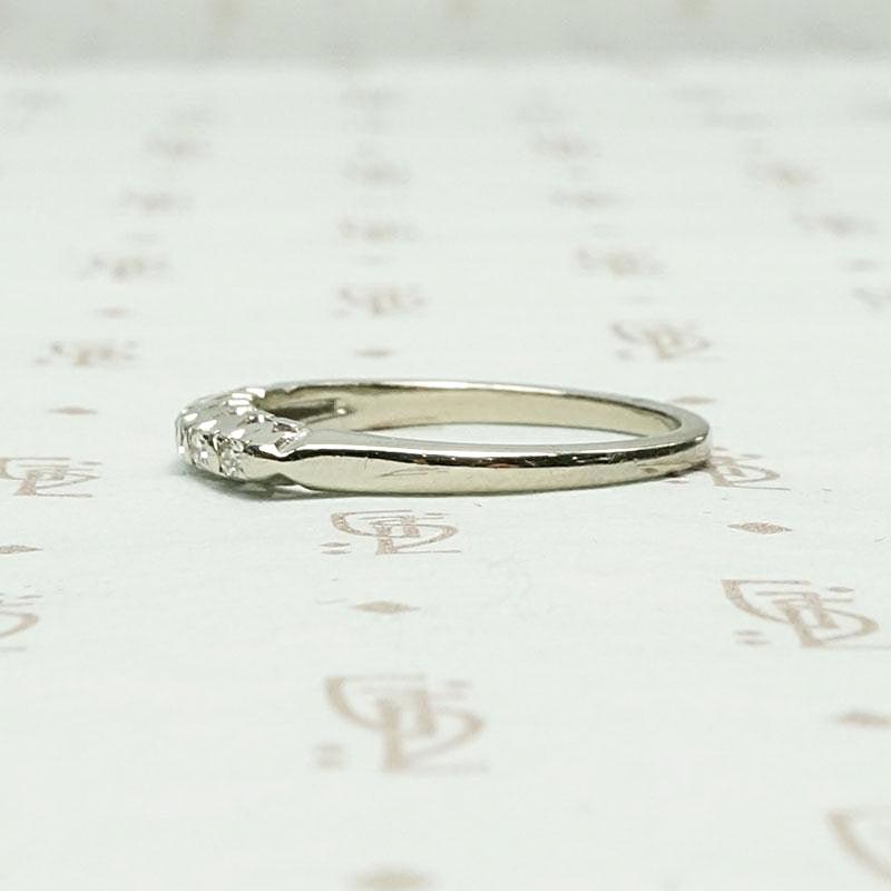 Timeless Vintage Diamond Band in White Gold