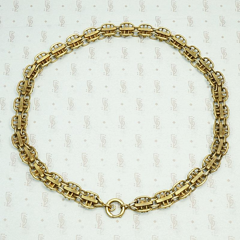 Ornate Victorian Chain with Geometric Pattern, back view