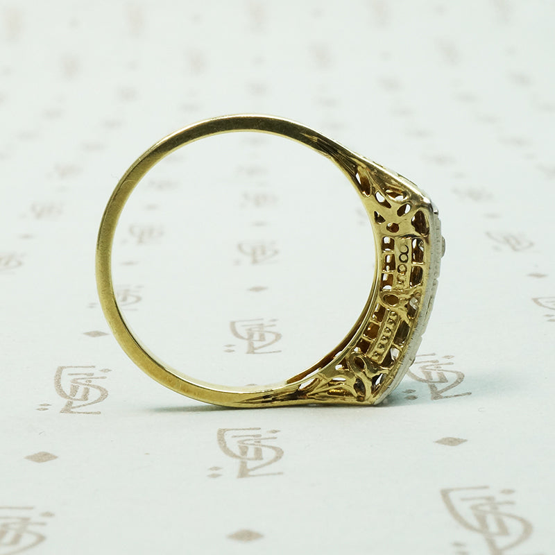 Detailed Beauty Yellow Gold Filigree OMC Ring