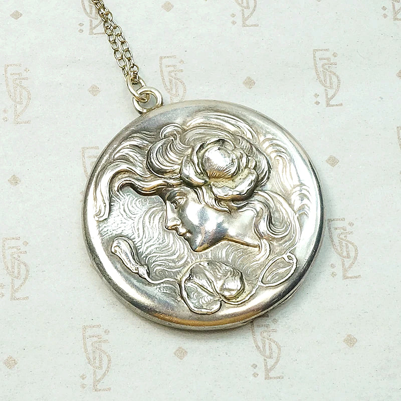 Foster & Bailey Water Lily Lady Locket