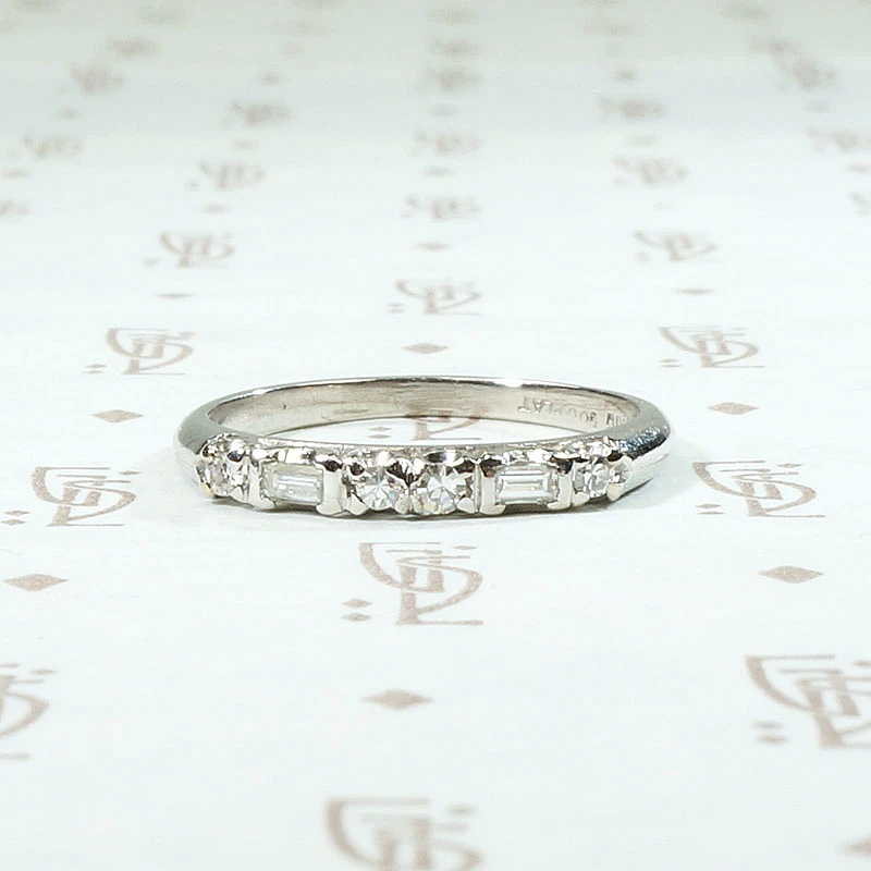 Refined Round & Baguette Diamond Platinum Band