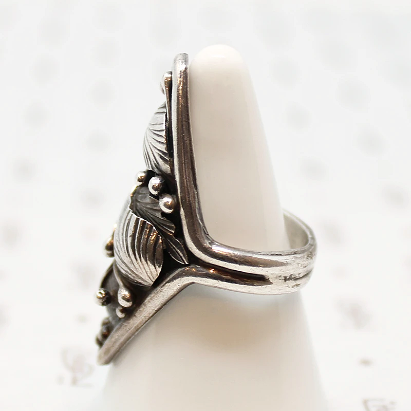 Luciano Chavez Sterling Leaf & Bud Ring