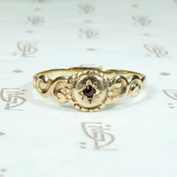 Star-Set Garnet in Sculpted 10k Gold Ring