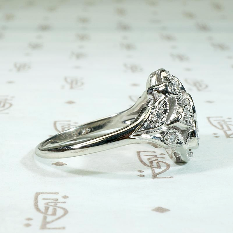 Dynamic White Gold Paisley Diamond Ring