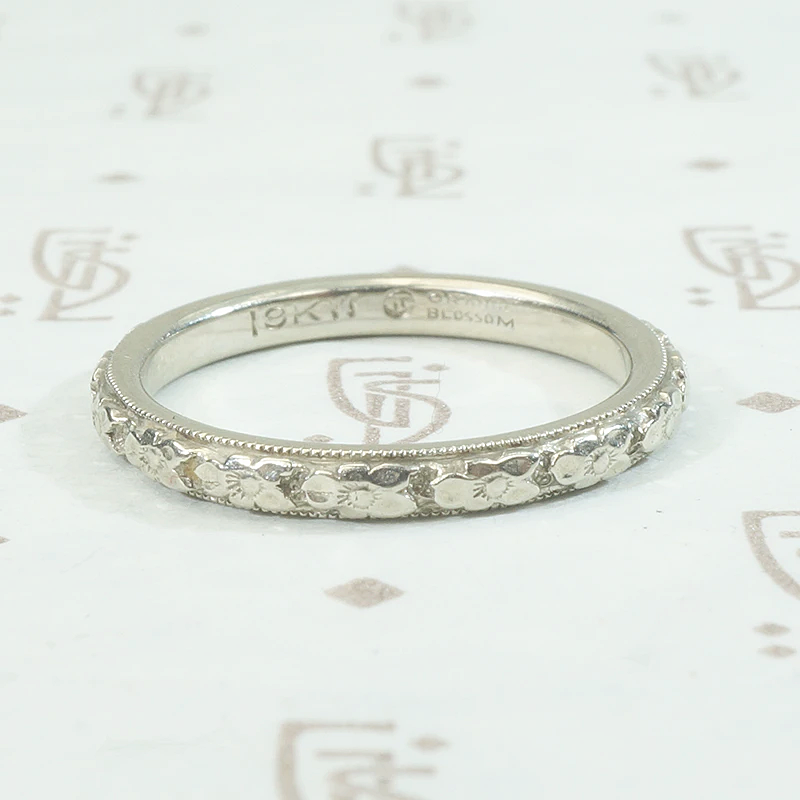 Romantic 19k White Gold Orange Blossom Band