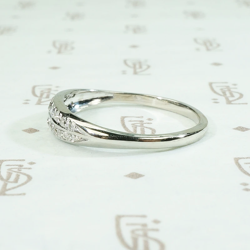 Delicate Deco Double Row Diamond Band