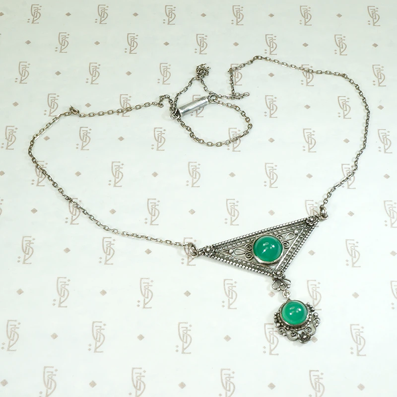 Jazz Age Filigree Necklace with Chrysoprase
