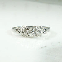Dainty Deco Details Diamond & Platinum Ring