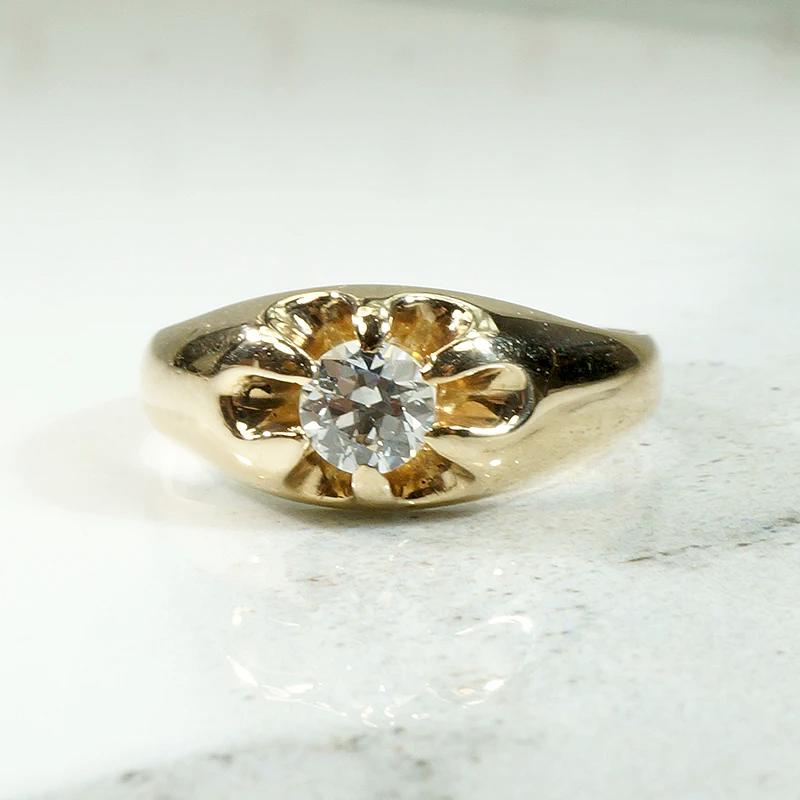 Classic Diamond Set Gold Belcher Band
