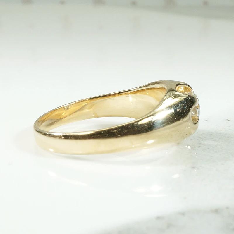 Classic Diamond Set Gold Belcher Band