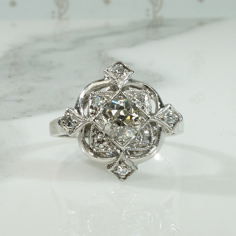 Beautiful Platinum Diamond Deco Ring