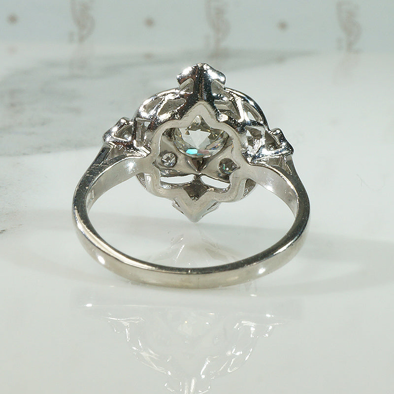 Beautiful Platinum Diamond Deco Ring