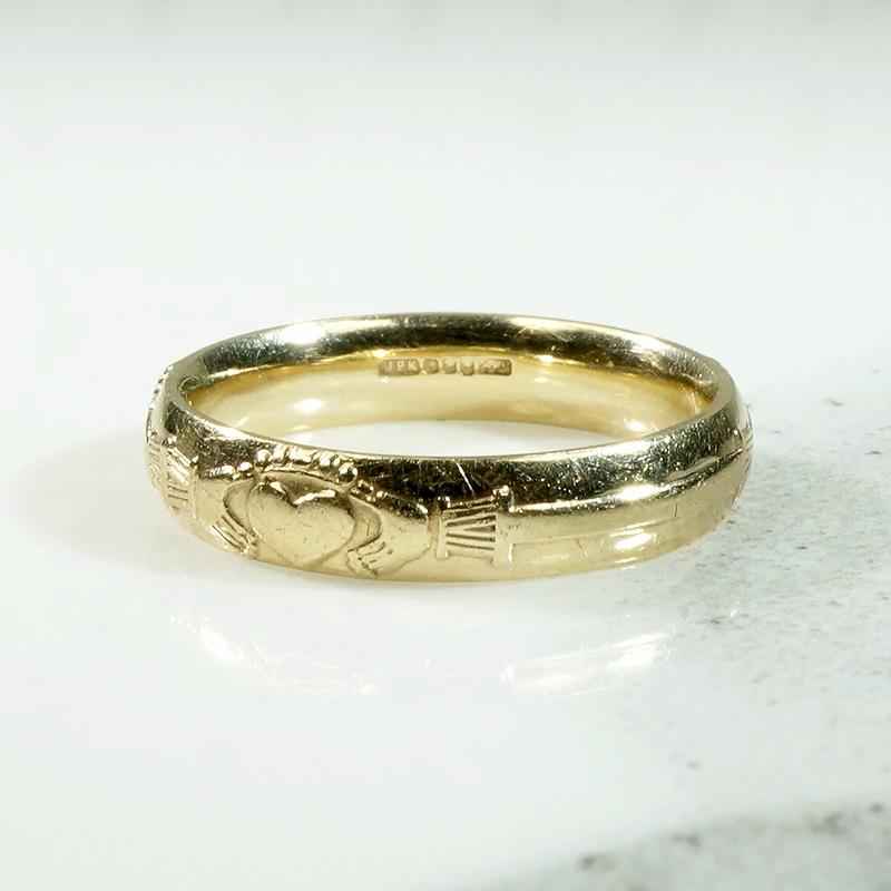 Unusual 15ct Gold Claddagh Wedding Band