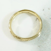 Unusual 15ct Gold Claddagh Wedding Band