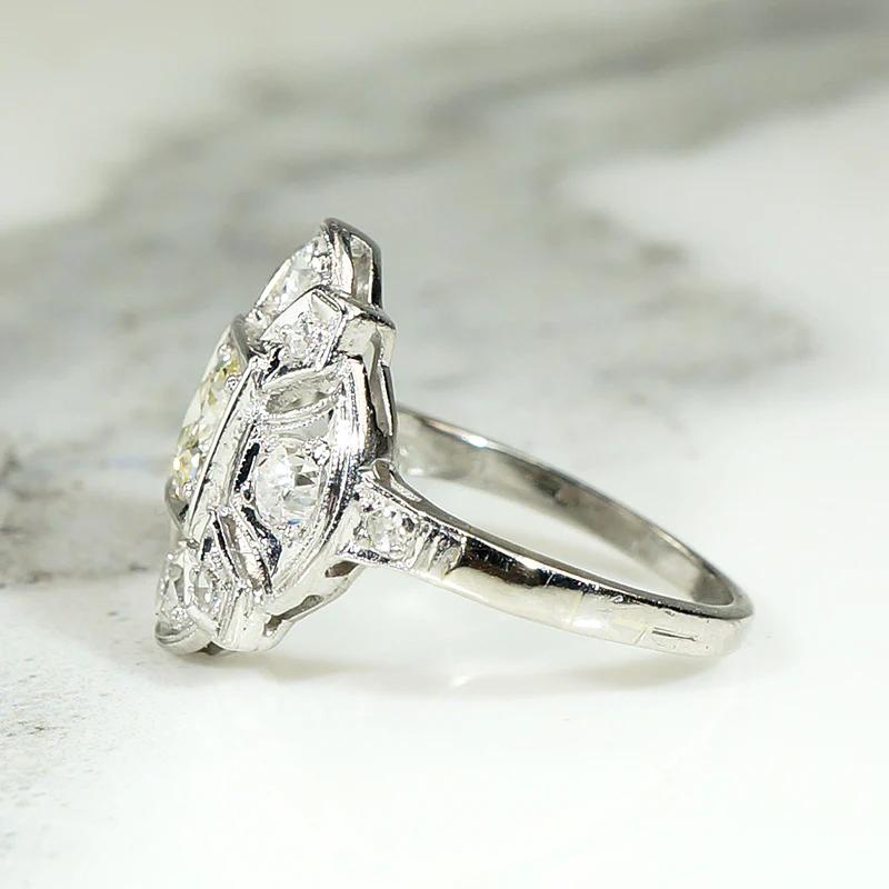 Wind Rose Diamond & Engraved Platinum Ring