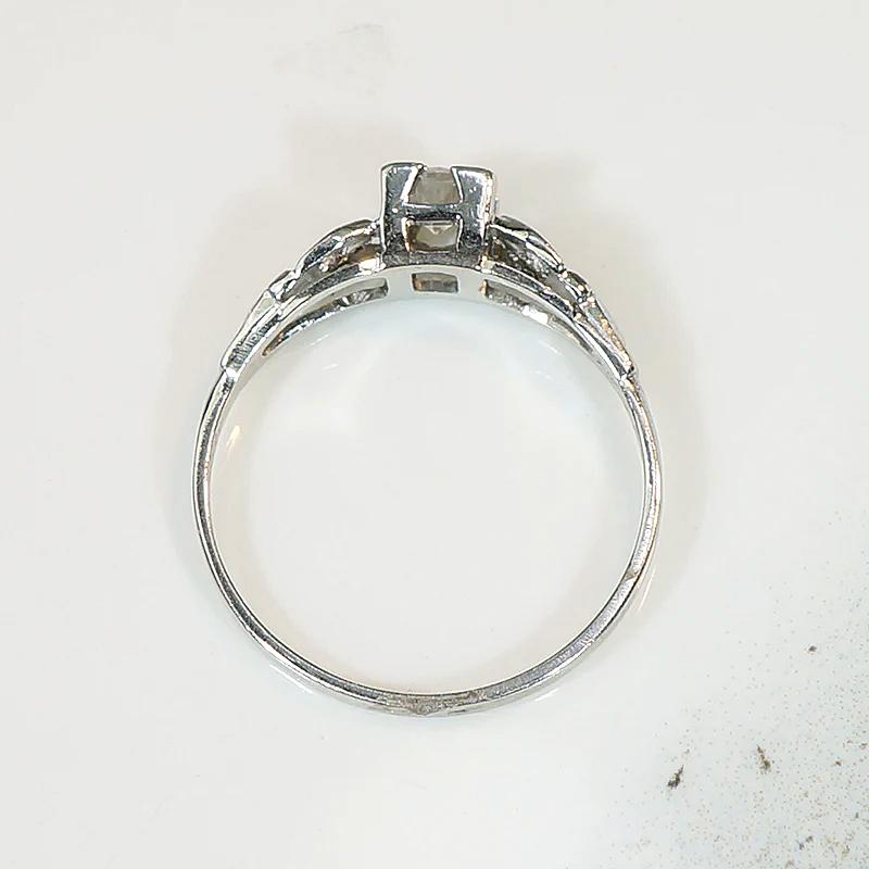 Dainty Deco Diamond in Platinum Engagement Ring