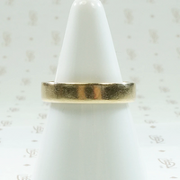 Heavy Flat 1970s Gold Wedding Band