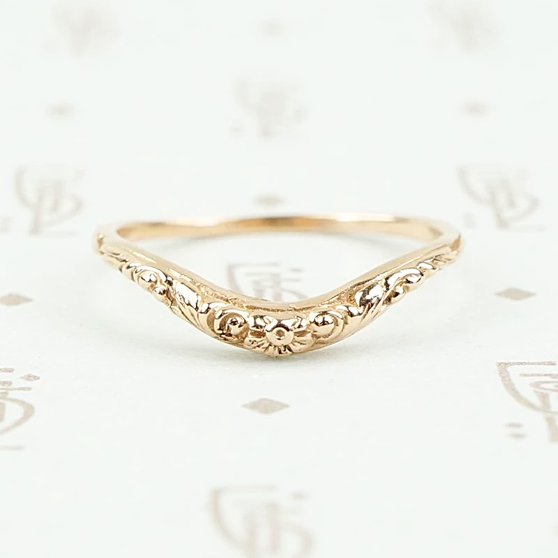 FLORAL CURVE a Recycled Revival Band