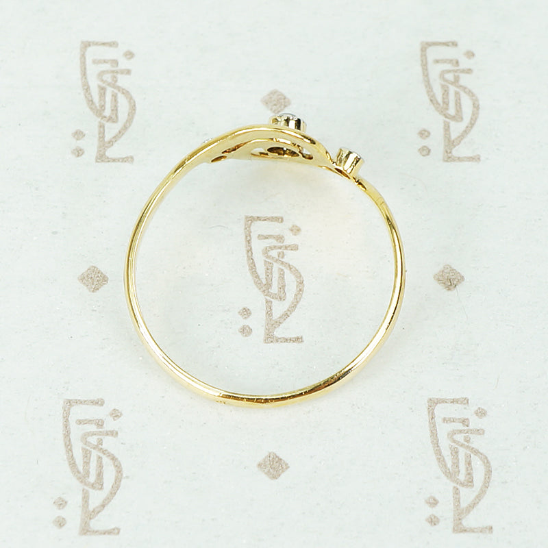 French Swirl Ring 18k Gold and Diamonds