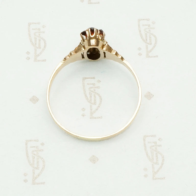 Victorian Rose Gold Garnet Ring