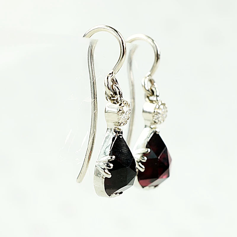 rose cur garnet earrings