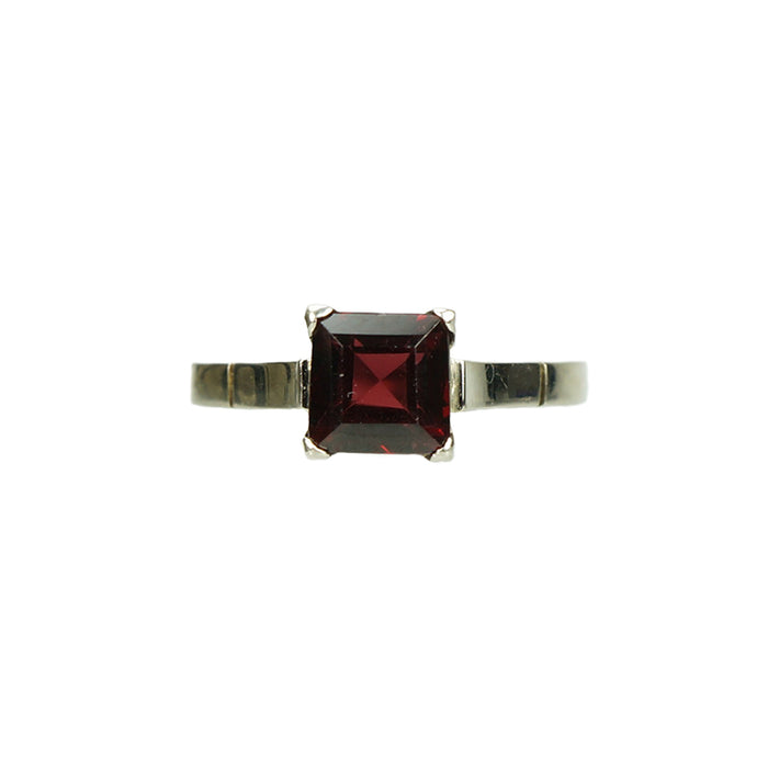 Vintage European White Gold Garnet Solitaire - Gem Set Love