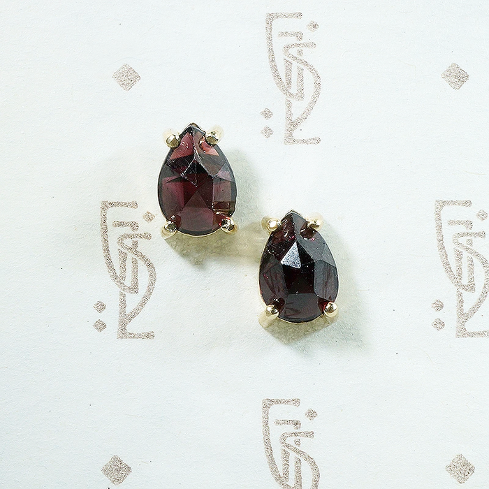 pear shaped rose cut garnet gold studs
