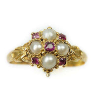 A beautiful Victorian split pearl and Ruby Ring in 18k Gold