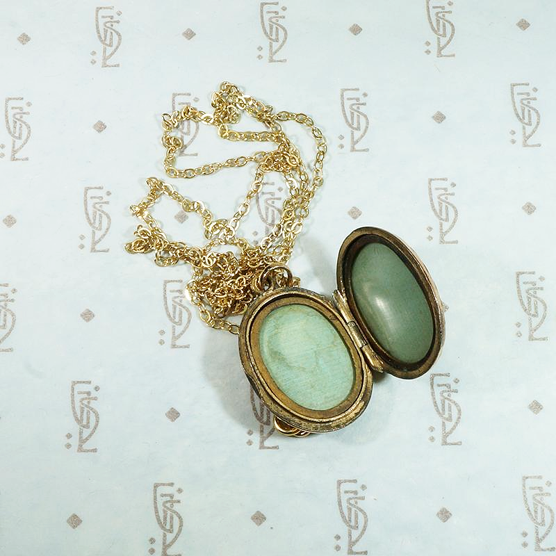 Pretty Engraved Gold Filled Victorian Locket