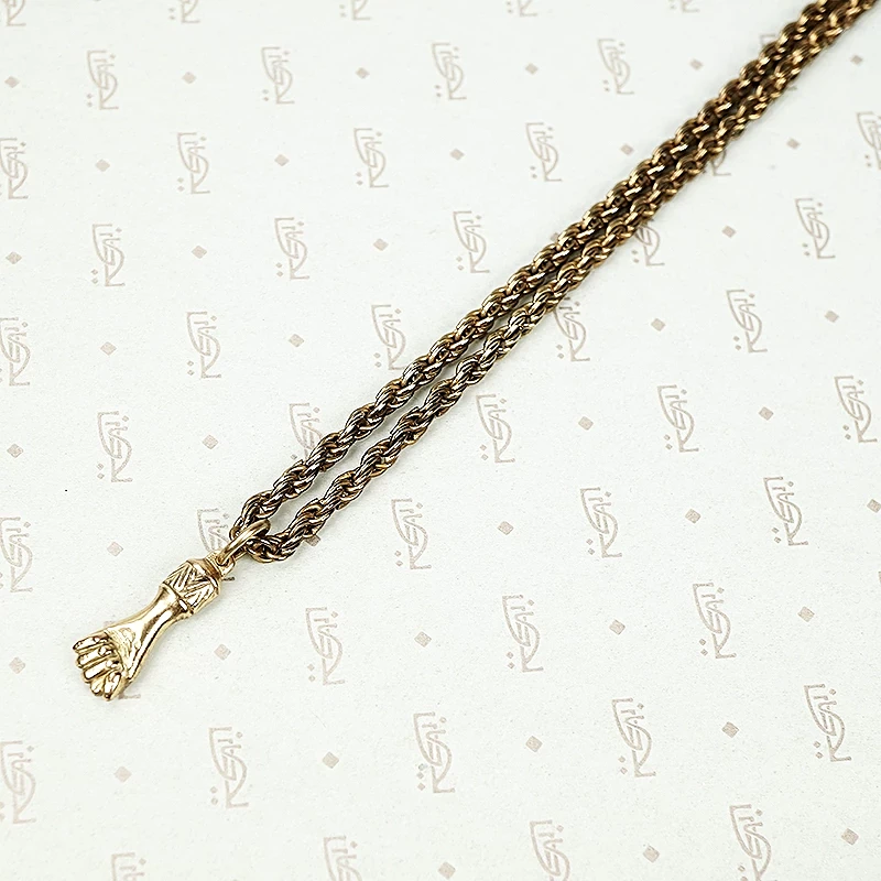 The Golden Figa Necklace